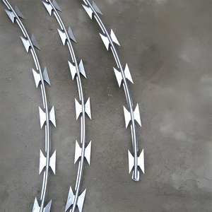 <span class=keywords><strong>ลวดหนาม</strong></span>สแตนเลสขนาด 0.5 มม.-8.0 มม. แบบม้วน  ผิวมัน/ด้าน/ขุ่น/นุ่ม/แข็งปานกลาง  สำหรับเชื่อมต่อ  แบบมีหนามคม/แบบมีหนามอ่อน/แบบมีหนามปานกลาง  ชุบกัลวาไนซ์ - Product Image 4