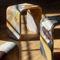 Table basse moderne en plastique renforcé de fibres de verre, peinte à la main, aux couleurs intenses, écologique et durable, pour chambre à coucher