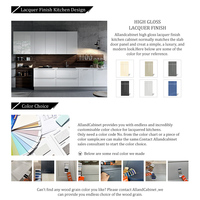 Armoires de cuisine Alland de style moderne modulaire en bois, blanc et gris, avec îlot, finition laquée brillante longue et luxueuse