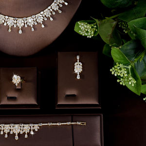 ต่างหูสร้อยคอเซอร์โคเนียทรงหยดน้ำสีทองทรงลูกบาศก์4ชิ้นเครื่องประดับสำหรับเจ้าสาวดูไบไนจีเรียชุดเครื่องประดับสำหรับงานแต่งงานของผู้หญิง S-<span class=keywords><strong>512</strong></span> - Product Image 3