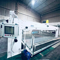 Machine à superposer les tissus à largeur personnalisable pour les grands ateliers textiles
