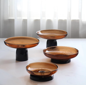 Table basse moderne de style nordique danois en verre émaillé coloré pour salon, salle à manger, plateau à fruits secs, plateau à collations - Product Image 1