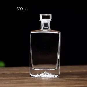 Tùy Chỉnh Sang Trọng 100Ml 200Ml Phẳng Dưới Glass Whisky Chai Nút Chai Núi Thiết Kế Rum Whiskey Rượu Gin Rượu Vang Tinh Thần Vodka - Product Image 2