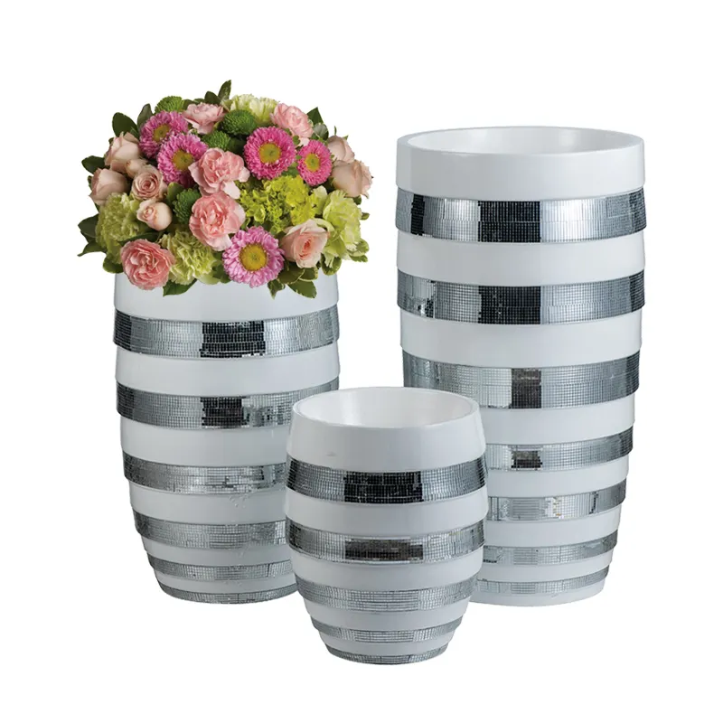 3つのモザイクガラスの結婚式の装飾の花瓶のセット大きな花の花瓶特大のフロアプランター