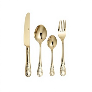 Ensemble de couverts en acier inoxydable doré sur mesure, cuillères, fourchettes et couteaux, 4 pièces, design moderne, pour les occasions de mariage. - Product Image 1