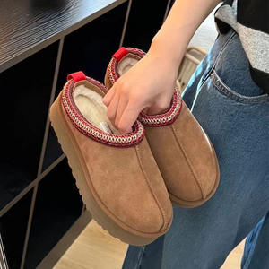 รองเท้าบูทหิมะผู้หญิงแบบสวม สไตล์ลำลองเรียบหรู รุ่นใหม่ประจำปี 2025 ของ UG พร้อมขนกำมะหยี่สำหรับฤดูใบไม้ร่วงและฤดูหนาว สไตล์ชาติพันธุ์ - Product Image 5