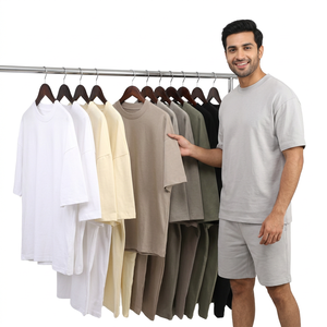 Camiseta personalizada con logotipo impreso, moda personalizada, camiseta pesada de gran tamaño de 240gsm, Camiseta con estampado de algodón 100% para hombre - Product Image 1