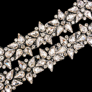 Garniture vintage en or et argent avec strass, pour la décoration des poignets, des cols et des chemises - Product Image 3