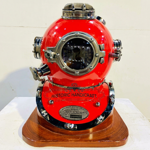 Casco de Buceo de 18 Pulgadas, Modelo Mark V de la Marina de los Estados Unidos, Color Rojo, con Base - Product Image 1
