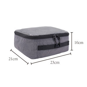 Juego de 4 Cubos de Compresión Expandibles para Empacar, con Cierre de Cremallera, para Organizar Maletas y Equipaje de Viaje - Product Image 5