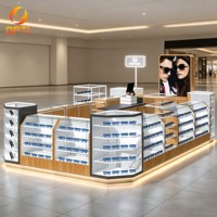 Kiosque à lunettes sur mesure pour centre commercial, présentoir à lunettes de soleil en bois avec éclairage LED pour magasin d'optique