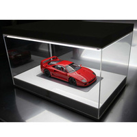 Maßgefertigte Umweltfreundliche Transparente 1:18 Maßstab 32-Fahrzeug-Modell Vitrine mit LED-Beleuchtung Acrylbox - Schwarz & Weiß