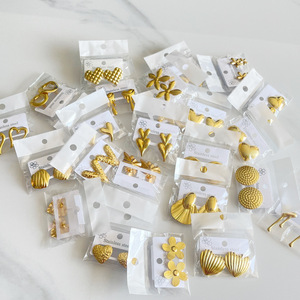 Pendientes de Acero Inoxidable con Baño de Oro 18K PVD, Resistentes al Agua, Hipoalergénicos, con Diseño de Corazón, Flor y Mariposa, Regalo de Joyería 2026 - Product Image 3