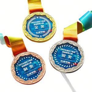 Medalla Deportiva de Cristal 3D Personalizada, Chapada en Oro, Plata o Bronce, con Grabado Láser para Torneos, Venta al Por Mayor OEM - Product Image 5