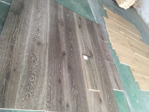 Pavimento in Rovere Europeo Naturale per Interni, Multistrato, Plancia Larga, Rovere Bianco con Superficie Affumicata, Parquet Ingegnerizzato - Product Image 6