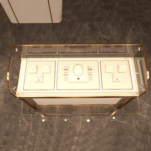 Exhibidor de Joyería de Lujo en Dorado, Exhibidor de Mesa para Joyería, Material Metálico, Diseño para Mostrador de Joyería - Product Image 6
