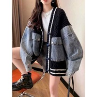 Nouvelle Collection Automne 2026 – Veste en jean tricotée noire pour femme, col en V, cardigan oversize avec poches plaquées et manches bouffantes, style vintage décontracté – Vente en gros