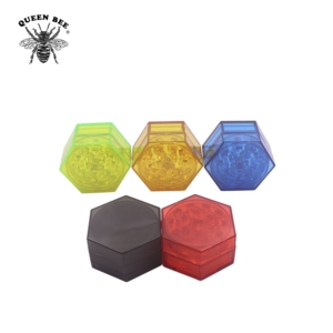 Grinder <span class=keywords><strong>in</strong></span> Plastica Joli di Eccellente Qualità, Grinder per Tabacco ed Erbe a Due Strati, Esagonale Piatto con Logo Personalizzato - Product Image 5