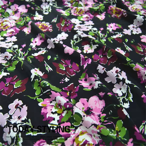 Tessuto in Crêpe de Chine di Seta Lavata a Sabbia di Alta Qualità, Morbido al Tatto ed Elegante, per Abiti e Gonne da Donna - Product Image 3