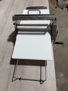 Mini pastelería portátil pequeña mesa superior mano Manual Pizza masa Sheeter rodillo refugio prensa aplanador <span class=keywords><strong>Shetter</strong></span> máquina laminadora - Product Image 4