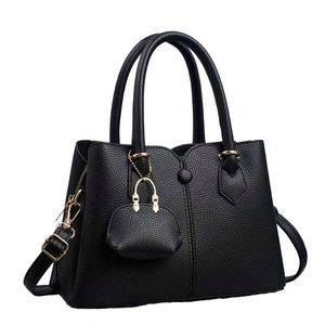 Bolsa deportiva transpirable, impermeable y nacarada de gran capacidad al por mayor, bolsa de viaje informal para cortas distancias - Product Image 1