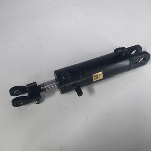 Cylindre d'inclinaison pour chariot élévateur Doosan D33SE D35SE, cylindre hydraulique à double effet en acier chromé dur - Product Image 5