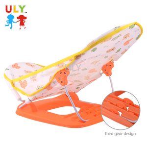 Baignoire pliable pour bébé facile à transporter, nouveau design, siège de soutien de bain pour bébé, fabriqué en plastique durable pour les garçons et les filles - Product Image 5