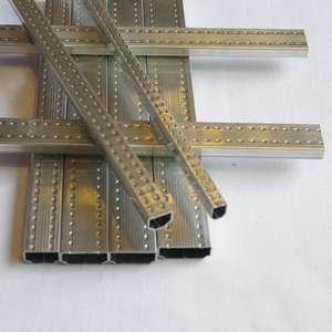 Espaciadores de Aluminio de 10.5A No Flexibles, Instalación con Tornillos para Uniones de Esquinas en Arquitectura Moderna, Calidad Superior - Product Image 1