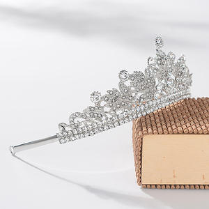 Vente en gros de couronnes de <span class=keywords><strong>mariage</strong></span> en strass et prix bon marché diadèmes de couronne en métal cristal en vrac accessoires de mariée - Product Image 3