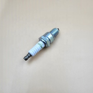 Bougies d'allumage de <span class=keywords><strong>voiture</strong></span> de qualité supérieure BPR5EY-11 BPR5EY BPR5ES-11/4424 BPR5EFS, bougies d'allumage en boîte <span class=keywords><strong>jaune</strong></span> - Product Image 4