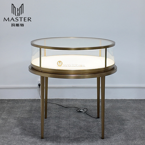 ויטרינת תצוגה לתכשיטים MASTER Circle, מסגרת נירוסטה מוזהבת, קוטר 100 ס\\\"מ, ויטרינה מעוקלת עם זכוכית מחוסמת - Product Image 4