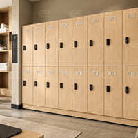 Armoires de rangement modulaires personnalisables Cartmay à 2, 4, 6 ou 8 portes pour salle de repos des employés, casiers à vêtements avec serrure à came et bancs