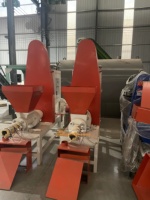 Petite machine à briquettes de riz en sciure de bois de 300 kg/h pour la cuisson