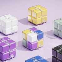 Trousse médicale Rubik's Cube portable avec cordon, grande capacité, multifonction, boîte de rangement scellée anti-humidité en plastique pour la maison