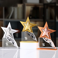 Trophée personnalisé en cristal avec gravure métallique, nouveau design, pour les récompenses annuelles d'honneur et d'excellence de l'entreprise
