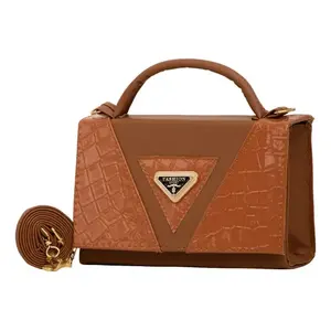 Bolso de Hombro y Bandolera Fana Moderna Lourdes Color Camel para Mujer, Idea de Regalo Perfecta - Product Image 3