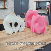 Moule en silicone en forme de cœur, design vase creux, facile à démouler, multi-usage pour béton, gâteau, plâtre, arrangement floral, décoration artistique