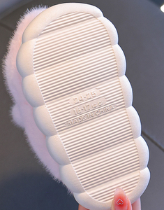 Pantofole Antiscivolo in Morbido Peluche a Forma di Coniglio, Calde e Carine, per Ragazze - Product Image 5