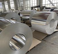 Papier d'aluminium de qualité alimentaire 0,02 mm * 300 mm * 30 m, offre d'excellents effets de grillage, de cuisson et de pâtisserie