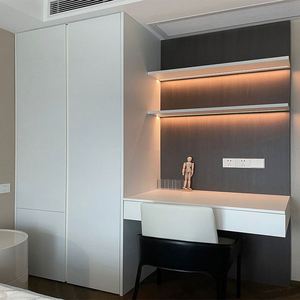 Diseño de Armario Multifuncional con Muebles de Mesa para Dormitorio de Madera - Product Image 4