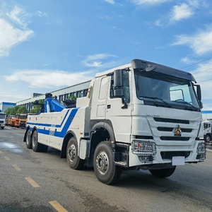 Camion de <span class=keywords><strong>remorquage</strong></span> <span class=keywords><strong>et</strong></span> de dépannage intégré HOWO 12 roues 8x4, capacité de <span class=keywords><strong>remorquage</strong></span> élevée de 25 tonnes - Product Image 2