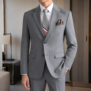 Completo da <span class=keywords><strong>Uomo</strong></span> <span class=keywords><strong>Grigio</strong></span> Nebbia a Righe Sottili Monopetto 2 Pezzi (Blazer e Pantaloni) per Business, Cerimonie, Matrimoni, Banchetti, Feste e Spettacoli - Product Image 1