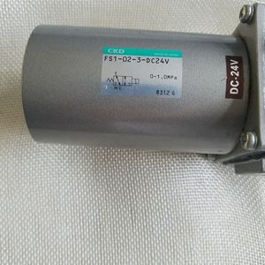 Vanne solénoïde à action directe 3 voies Ckd Fs1-02-3-Dc24V 24V usage général - Product Image 3
