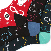 Chaussettes en coton à motifs variés, hauteur moyenne, amusantes et créatives, pour filles, collection Printemps-Automne, confortables, personnalisables, vente en gros, meilleures ventes