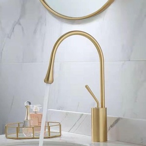 Robinet de salle de bain moderne de luxe à une poignée Rotation à 360 degrés Forme de goutte d'eau Grand <span class=keywords><strong>mitigeur</strong></span> de lavabo en laiton céramique pour hôtels - Product Image 2