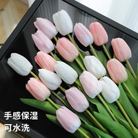 Buket Bunga Tulip Buatan Tangan Kelas Atas yang Melembapkan untuk Ruang Tamu, Meja Makan, Hari Valentine, Kemewahan Ringan