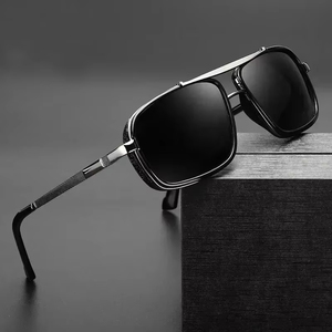 Lunettes de soleil vintage personnalisées 2025 pour hommes et femmes, double pont, protection UV400, monture métallique carrée, style punk - Product Image 1