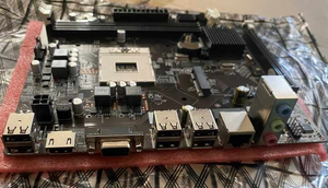 La carte mère HM55 prend en charge l'architecture Micro-ATX du processeur RPGA 989 - Product Image 2