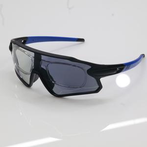 Gafas de Sol Deportivas Fotocromáticas KJ-1082P, Montura Negra, Lentes de PC, Protección UV400, Resistentes al Viento, para Ciclismo al Aire Libre - Product Image 3