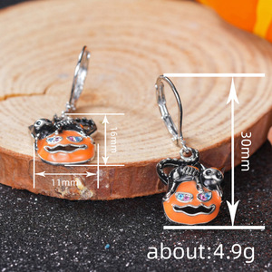 Orecchini pendenti smaltati a forma di gatto, teschio e zucca per donna, gioielli di moda di tendenza per Halloween - Product Image 4